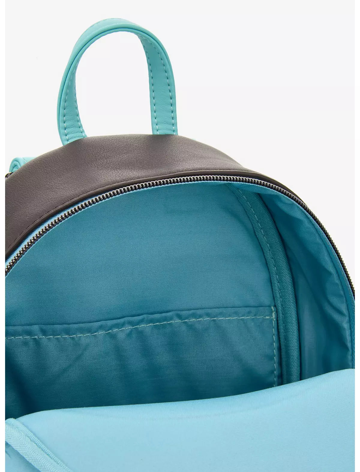 Sac à dos Alice aux pays des merveilles Loungefly "import" hot topic