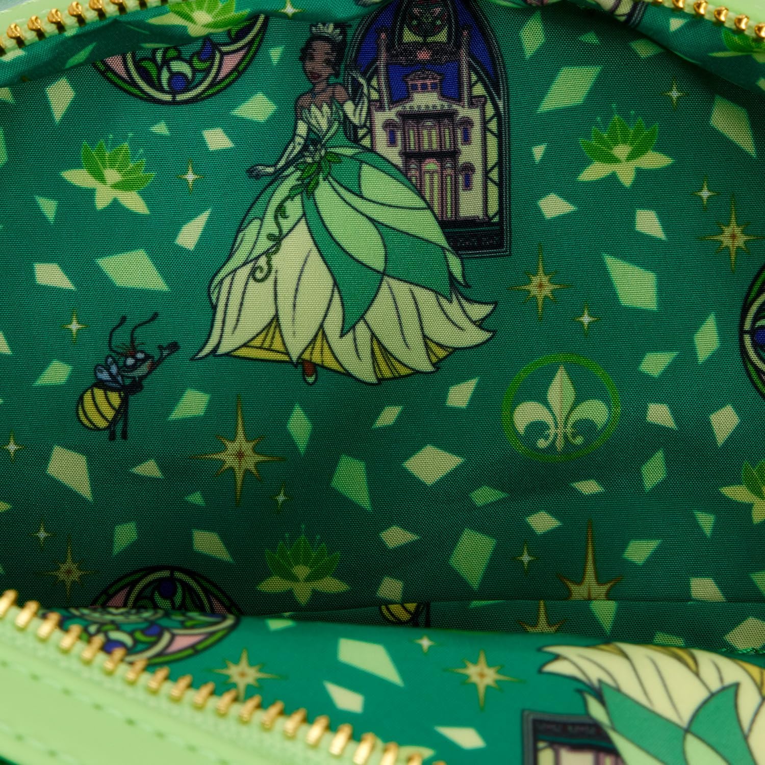 Loungefly ensemble - Tiana - Stained Glass Loungefly