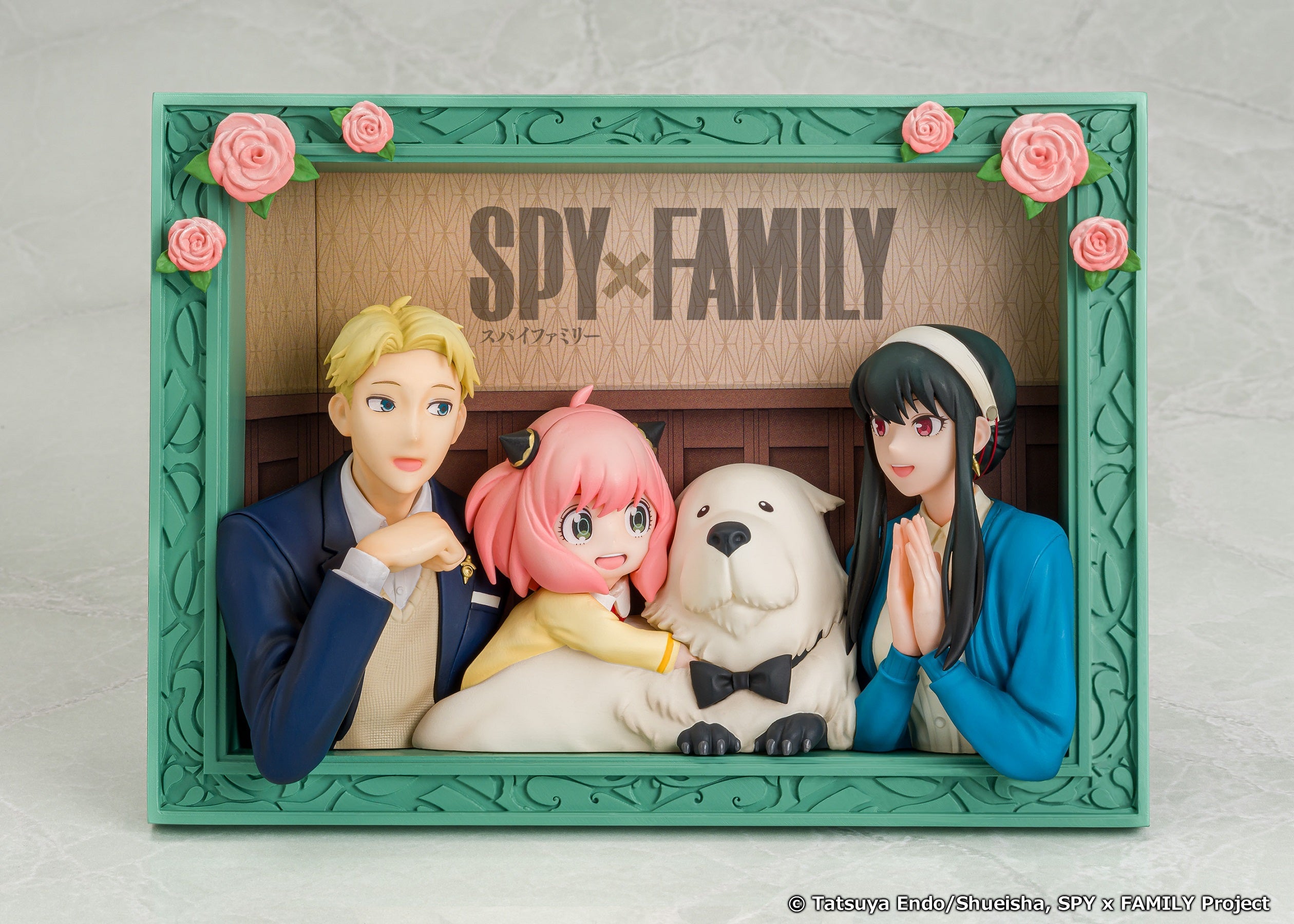 SPY X FAMILY - The Forgers - Statuette 12.8x17.5cm bems