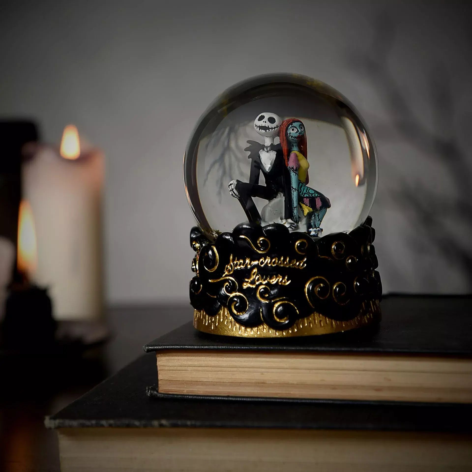 L'ETRANGE NOEL de Mr JACK - Star-cossed Lovers - Boule à Neige 75mm bems